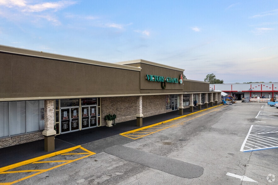 7830-7846 Normandy Blvd, Jacksonville, FL à vendre - Photo du bâtiment - Image 3 de 7