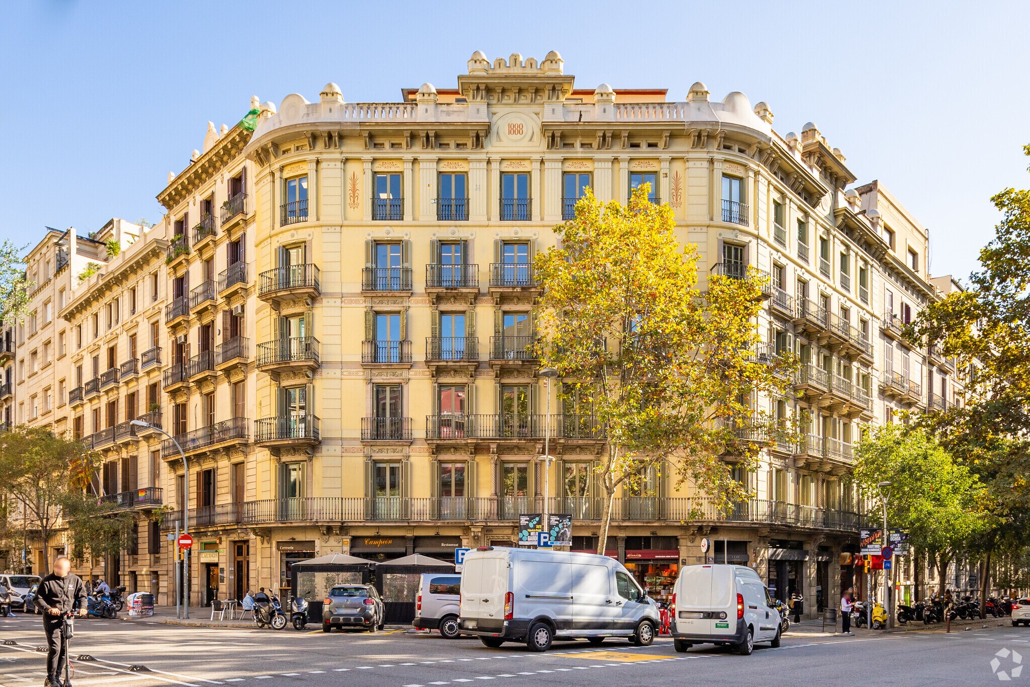 Carrer de Pau Claris, 108, Barcelona, Barcelona for lease Primary Photo- Image 1 of 6