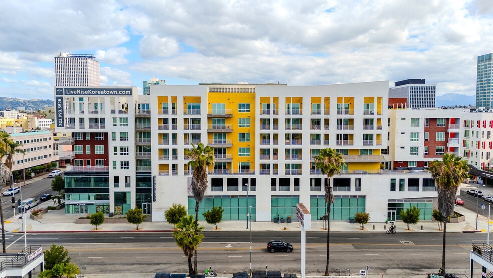 750 S Oxford Ave, Los Angeles, CA for lease - Building Photo - Image 2 of 44