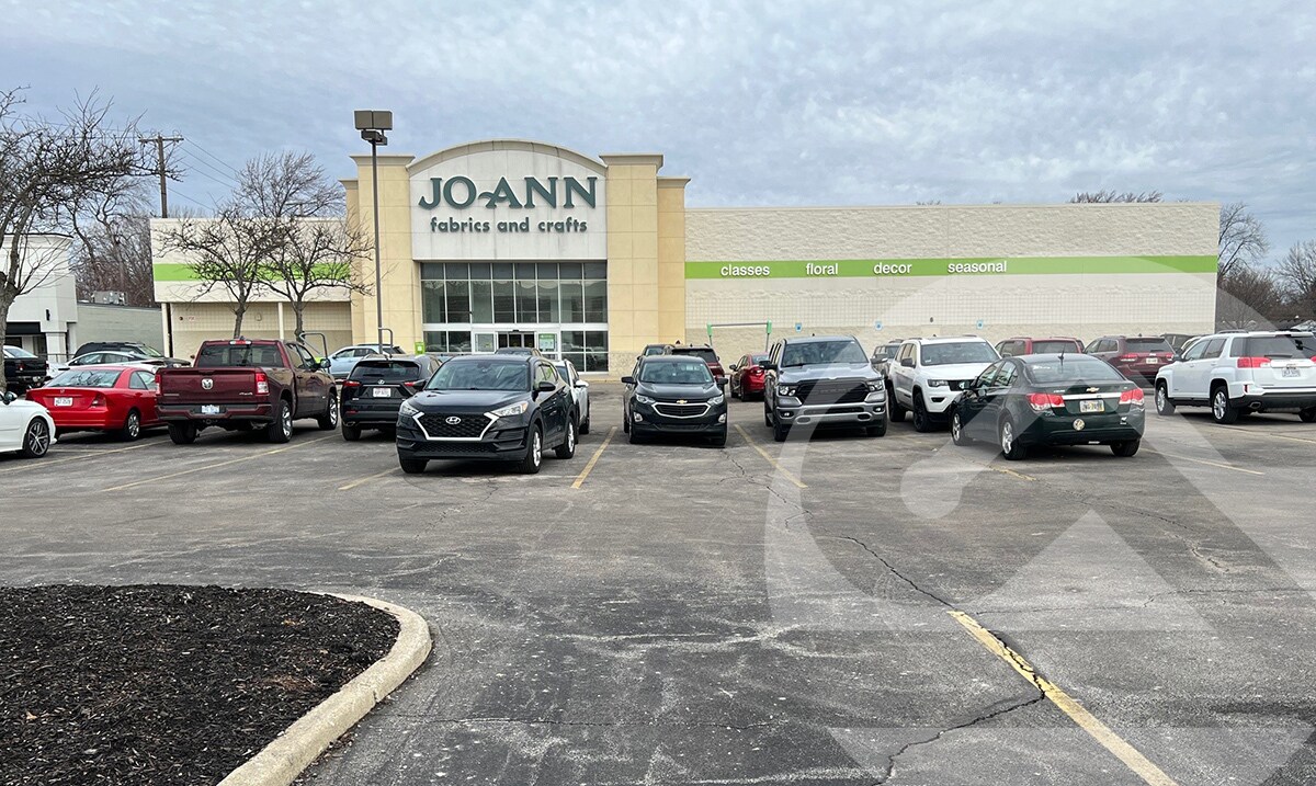 4948 Monroe St, Toledo, OH for lease Primary Photo- Image 1 of 7