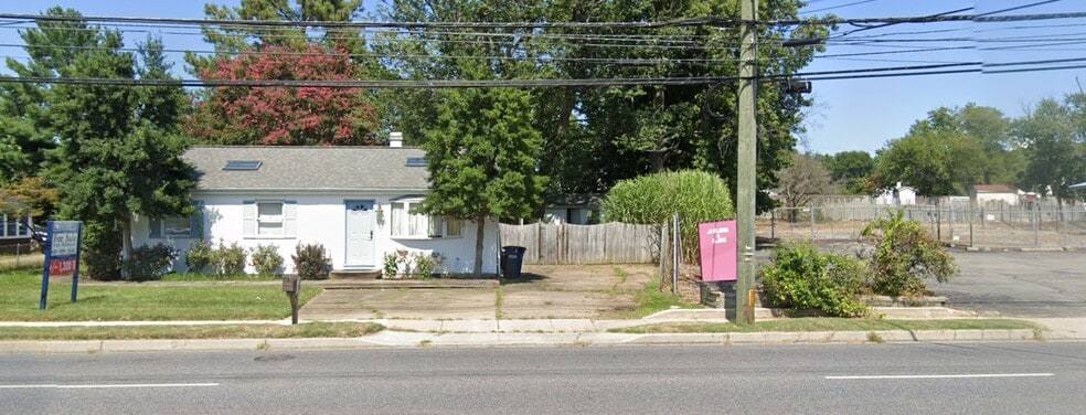 1316 Forest Dr, Annapolis, MD for sale - Building Photo - Image 2 of 3