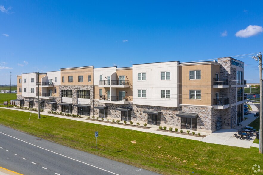 103 Patriot Dr, Middletown, DE à louer - Photo du bâtiment - Image 2 de 6