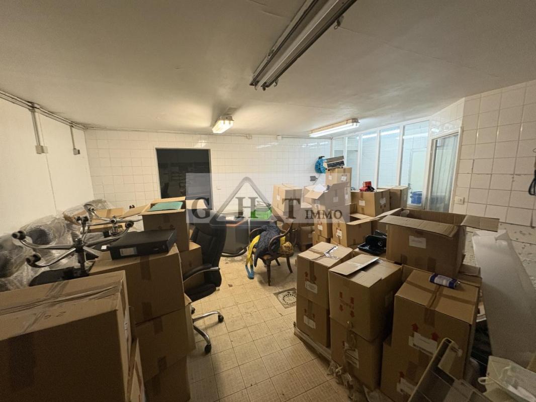 Industrial in Ivry-sur-Seine for sale Interior Photo- Image 1 of 10