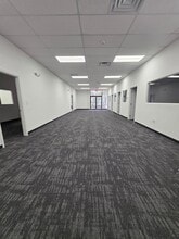 2099-2101 W Atlantic Blvd, Pompano Beach, FL à louer Photo intérieure- Image 2 de 14