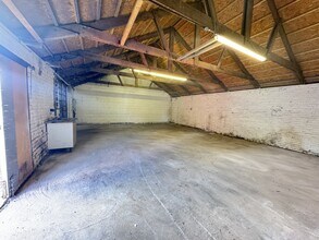 River Ln, Bridgwater for lease Interior Photo- Image 2 of 4