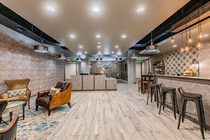 400 N Ashley Dr, Tampa, FL à louer - Photo intérieure - Image 2 de 12