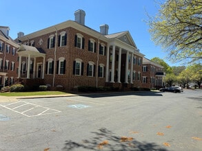 2941 Piedmont Rd NE, Atlanta, GA for lease Building Photo- Image 2 of 10