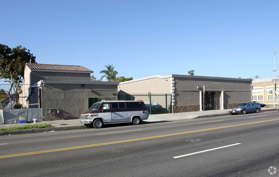 2516-2560 W 54th St, Los Angeles, CA for sale - Building Photo - Image 1 of 1