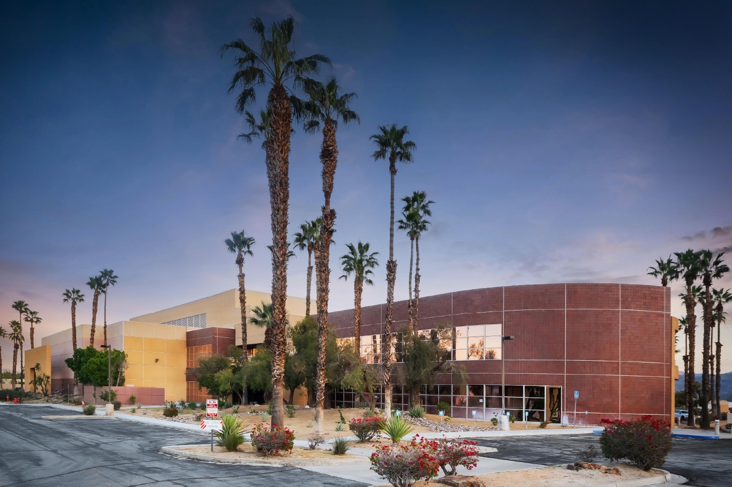 750 N Gene Autry Trl, Palm Springs, CA for sale Primary Photo- Image 1 of 18