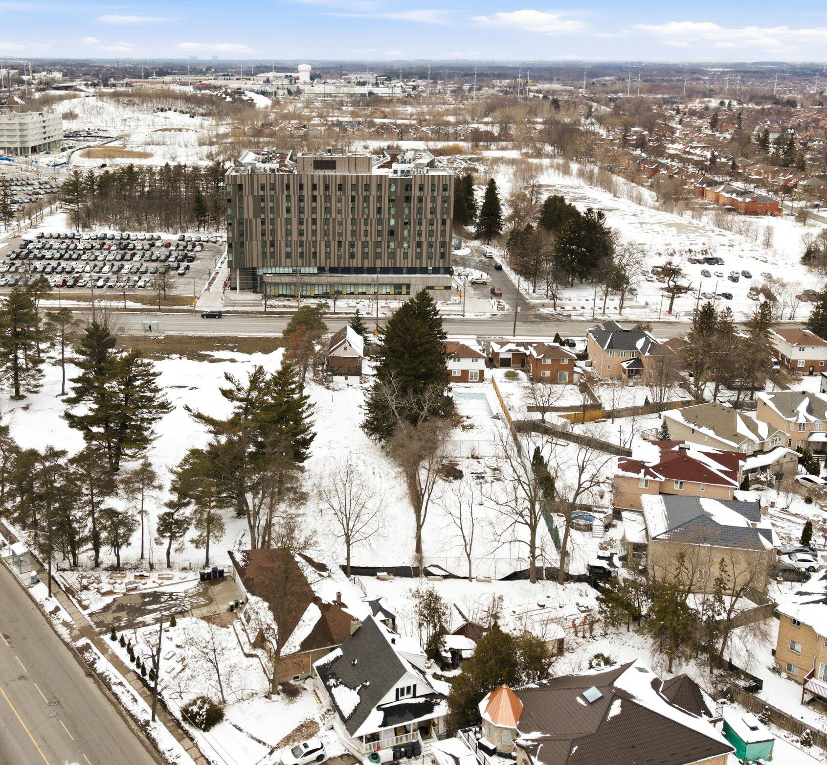 3307-3313 Ellesmere Rd, Toronto, ON à vendre Photo du bâtiment- Image 1 de 7