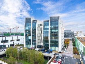 5 Rue Simone Veil, Vénissieux, RHO - AÉRIEN  Vue de la carte