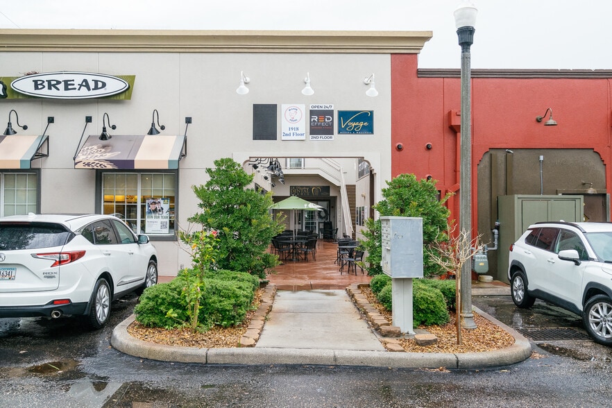 1914 4th St N, Saint Petersburg, FL for lease - Building Photo - Image 3 of 26