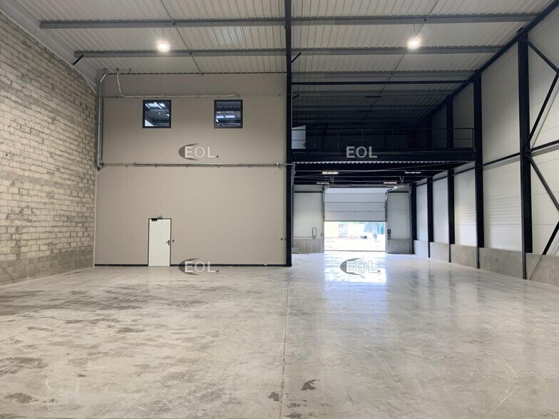 Flex dans Les Pavillons-sous-Bois à louer - Photo du bâtiment - Image 2 de 5