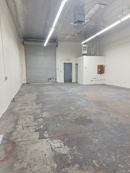 4460 W Reno Ave, Las Vegas, NV à louer - Photo du bâtiment - Image 2 de 20