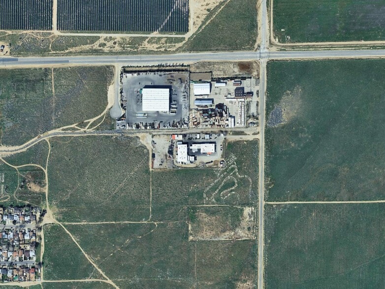 39445 15th St, Palmdale, CA for sale - Aerial - Image 2 of 3