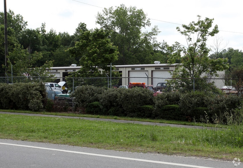 1314 E Club Blvd, Durham, NC for lease - Building Photo - Image 2 of 3