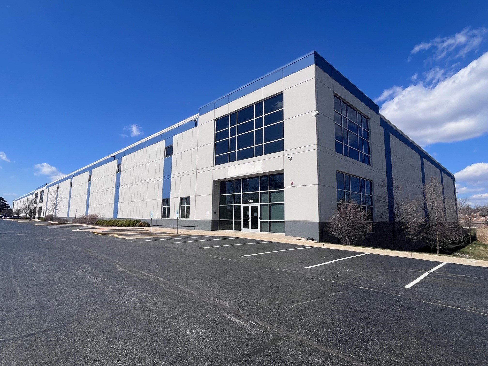 1750-1780 Birchwood Ave, Des Plaines, IL for lease Primary Photo- Image 1 of 33