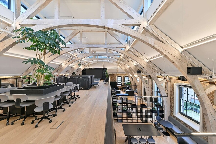 18 Vine Hl, Londres à louer - Photo intérieure - Image 2 de 12