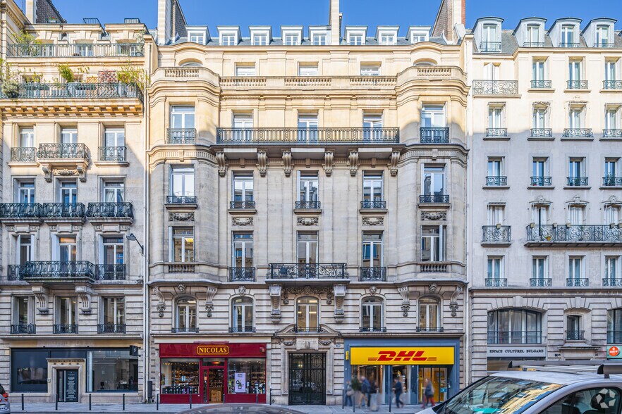 30 Rue La Boétie, Paris à louer - Photo du bâtiment - Image 3 de 11