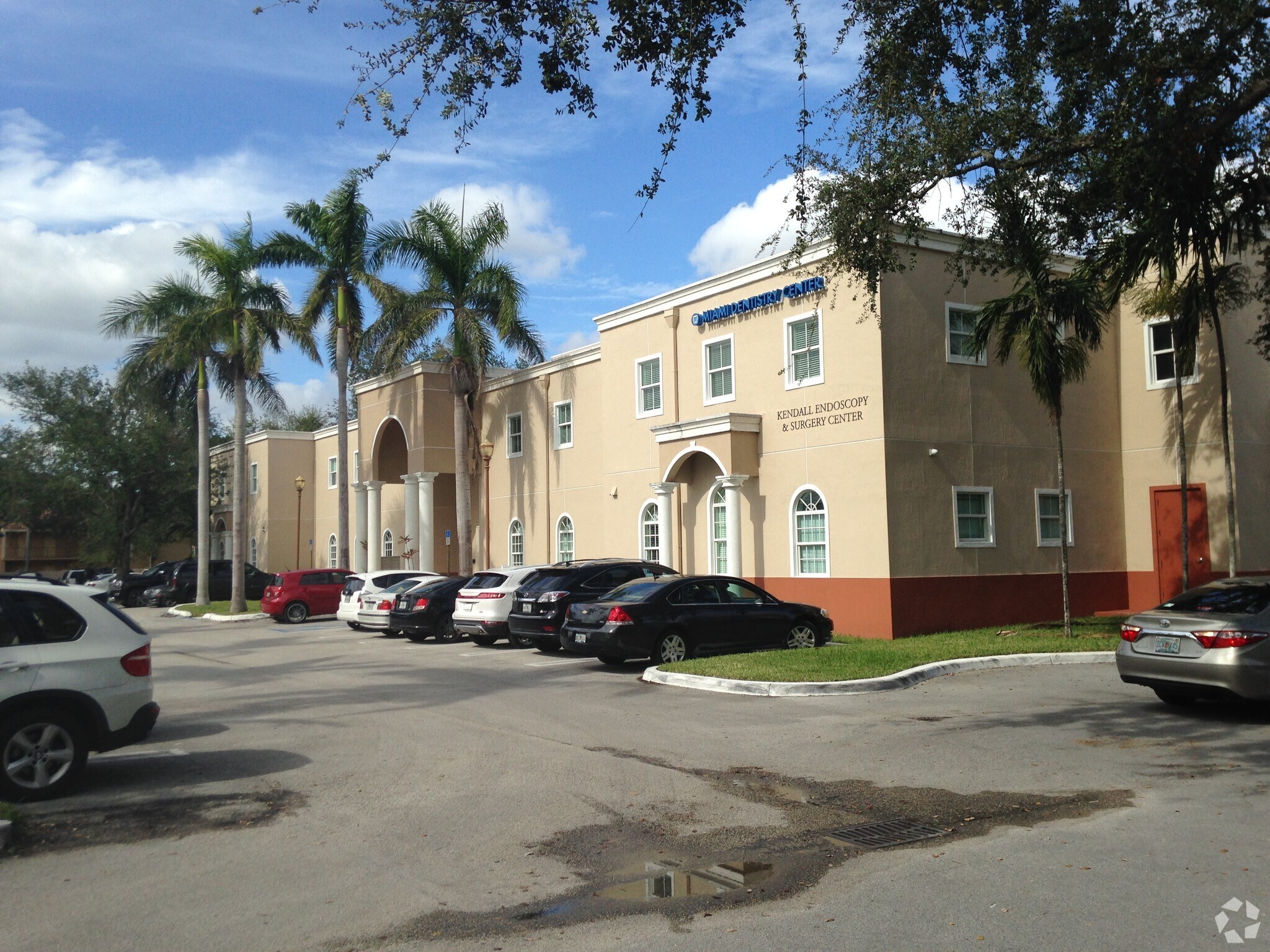 7875 SW 104th St, Miami, FL à louer Photo du bâtiment- Image 1 de 2
