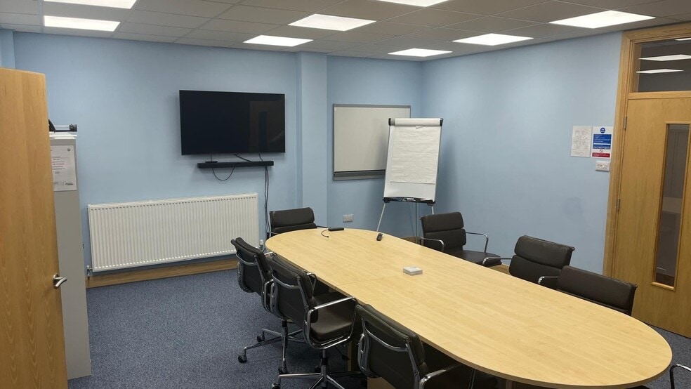 Wharf St, Warwick for lease - Building Photo - Image 3 of 12