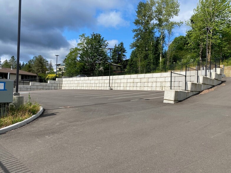 12611 Willows Rd NE, Kirkland, WA for lease - Building Photo - Image 3 of 5