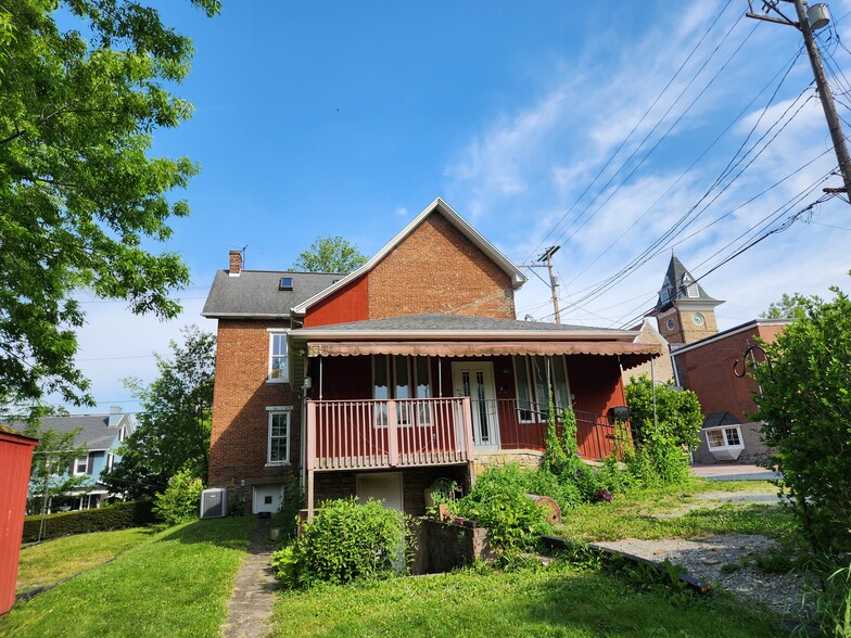 108 S Market St, Ligonier Township, PA for sale - Building Photo - Image 3 of 13