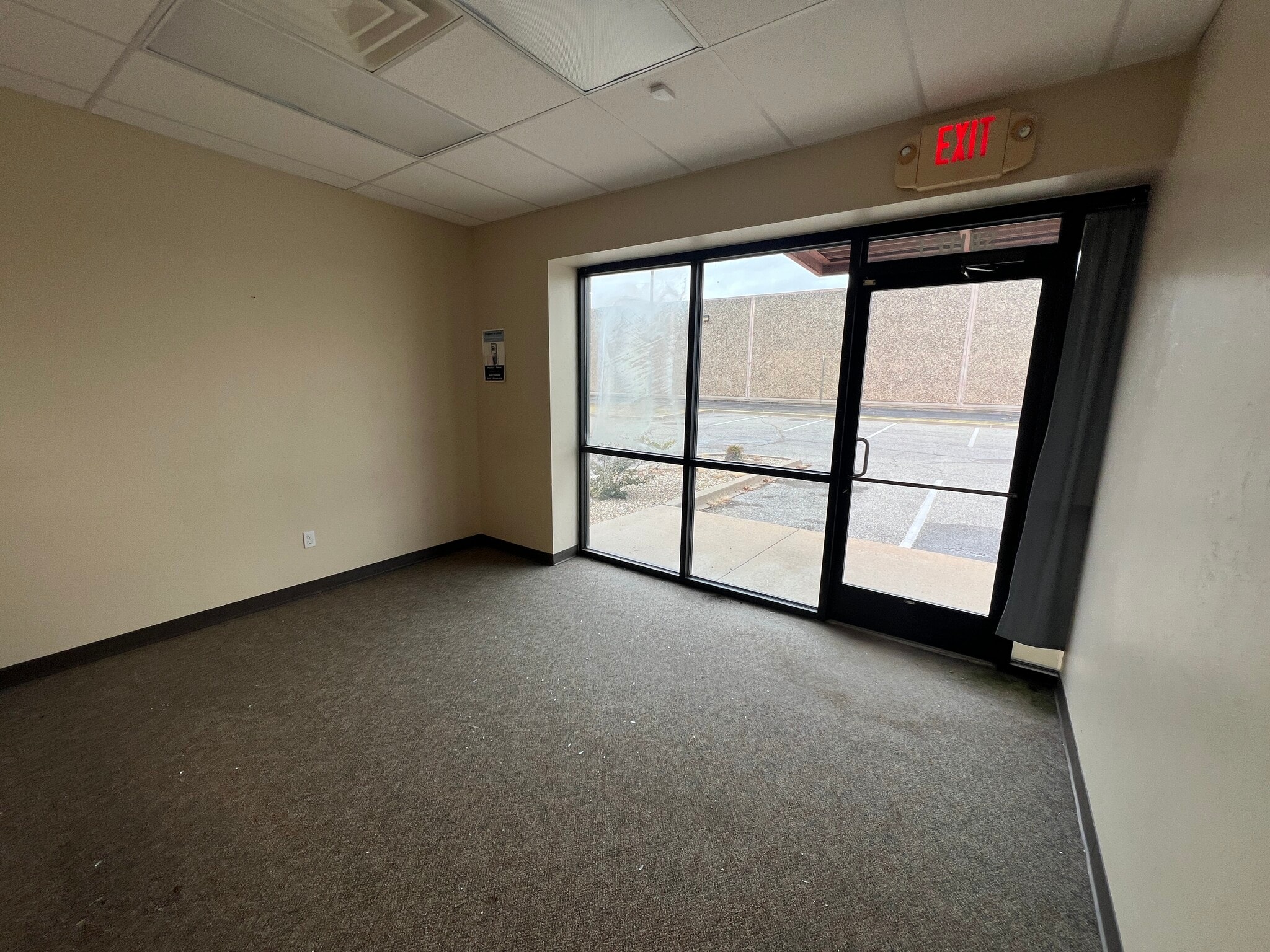 804 W I 240 Service Rd, Oklahoma City, OK for lease Interior Photo- Image 1 of 8