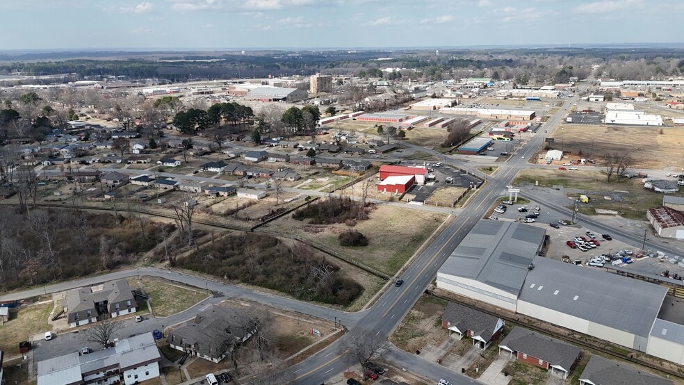 1051 Eastview dr, Jacksonville, AR for sale - Building Photo - Image 1 of 6