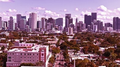 1672 SW 8th St, Miami, FL à louer Photo intérieure- Image 1 de 1