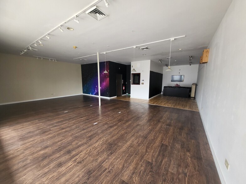 1921-1923 Wadsworth Blvd, Lakewood, CO à vendre - Photo du bâtiment - Image 2 de 8