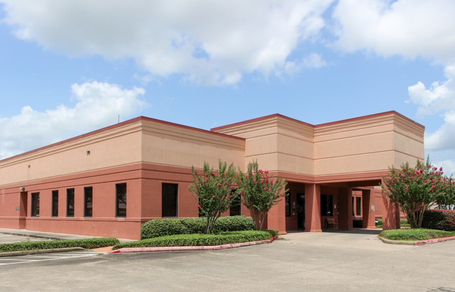 3050 Liberty St, Beaumont, TX for sale - Building Photo - Image 3 of 5