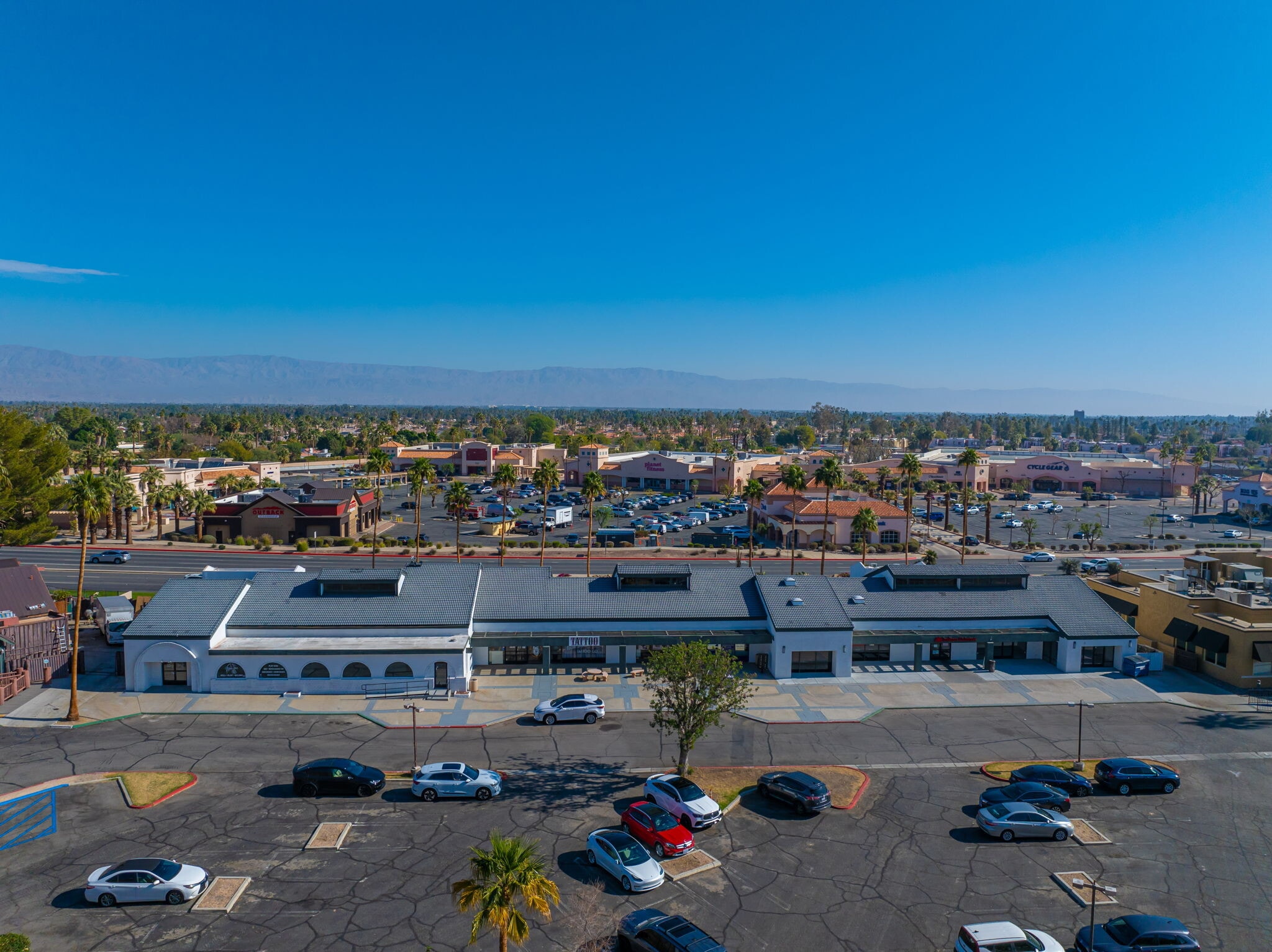 72221 Hwy 111, Palm Desert, CA à louer Photo intérieure- Image 1 de 11