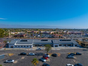 72221 Hwy 111, Palm Desert, CA à louer Photo intérieure- Image 1 de 11