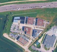 Fontaine-lès-Dijon, CDO - Aerial  map view