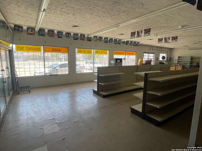 1230 E Santa Gertrudis, Kingsville, TX for sale - Building Photo - Image 2 of 22