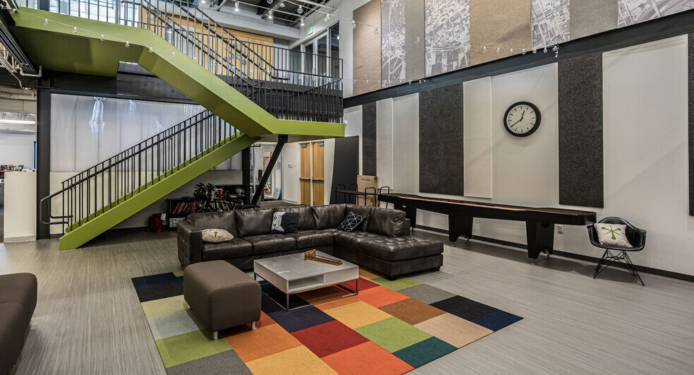 615 3rd St, Des Moines, IA à louer - Hall d’entrée - Image 3 de 9
