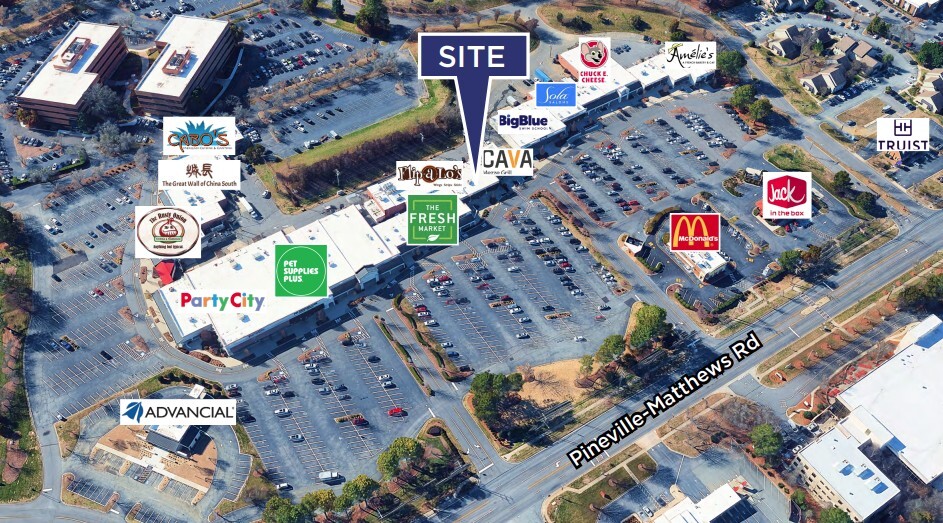 7601-7715 Pineville Matthews Rd, Charlotte, NC for lease - Building Photo - Image 2 of 4