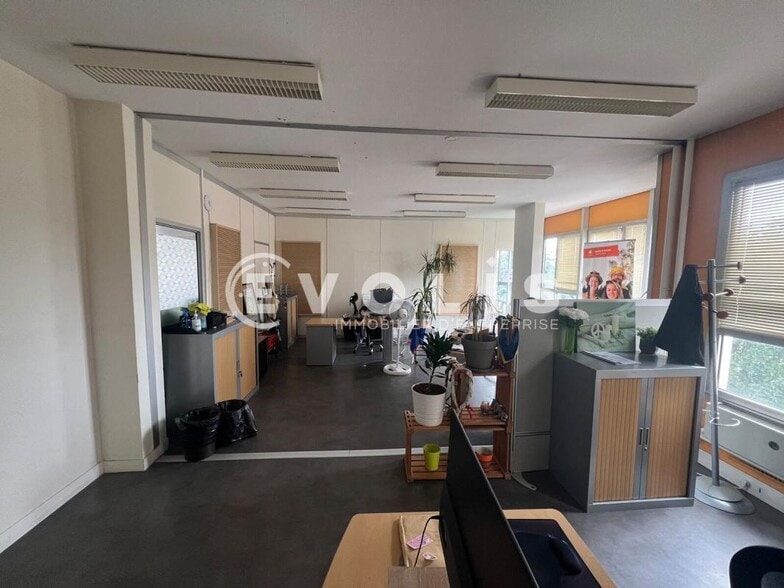 Bureau dans Noisy-le-Grand à vendre - Photo intérieure - Image 2 de 8