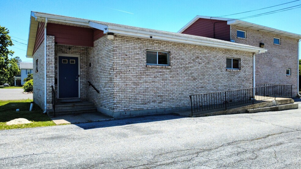 1365 Blue Mountain Dr, Danielsville, PA à vendre - Photo du bâtiment - Image 3 de 27