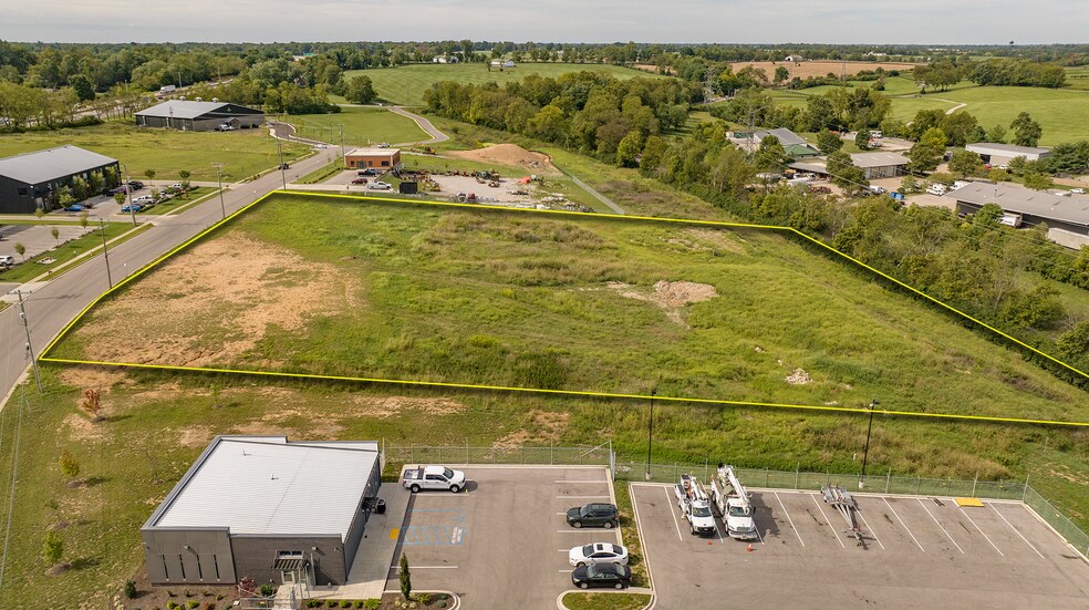 951 Enterprise Ct, Lexington, KY à vendre - Photo du bâtiment - Image 3 de 9