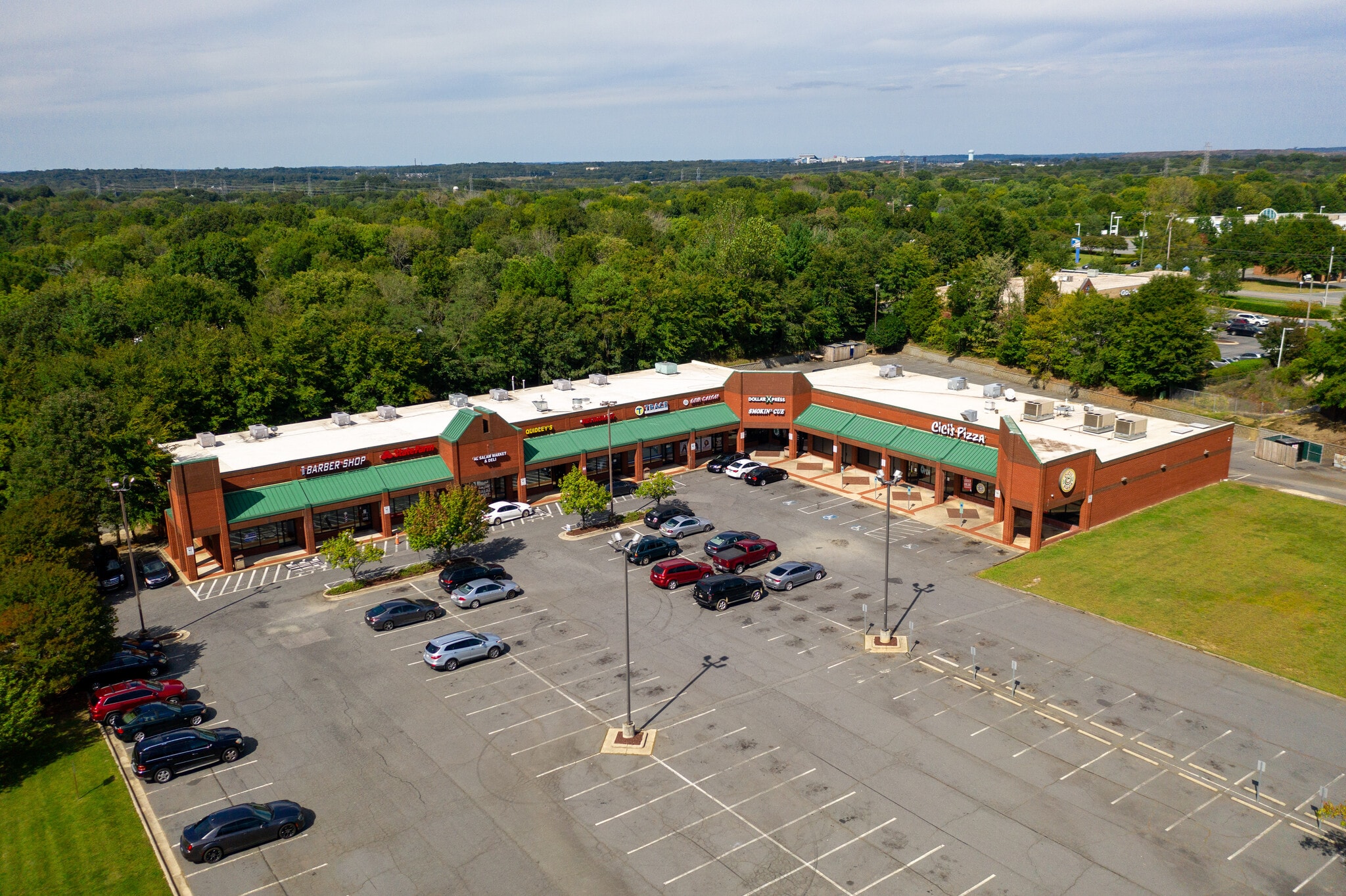 10901 University City Blvd, Charlotte, NC for lease Primary Photo- Image 1 of 4