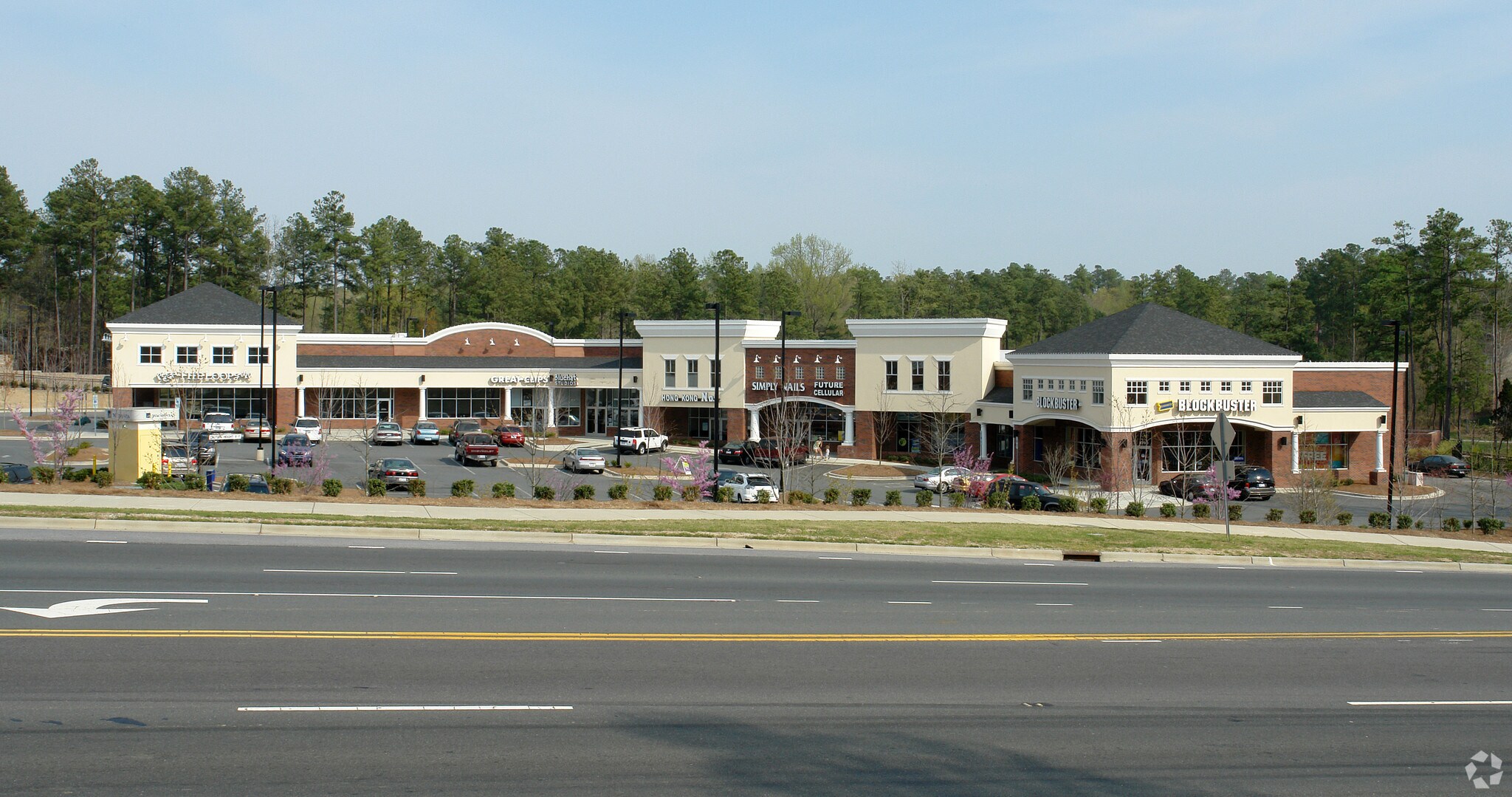 2700-2736 Nc-55 Hwy, Cary, NC à louer Photo du bâtiment- Image 1 de 8