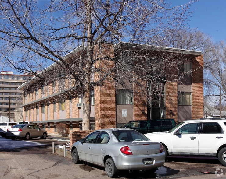 112 Bonfoy Ave, Colorado Springs, CO for sale - Building Photo - Image 2 of 22