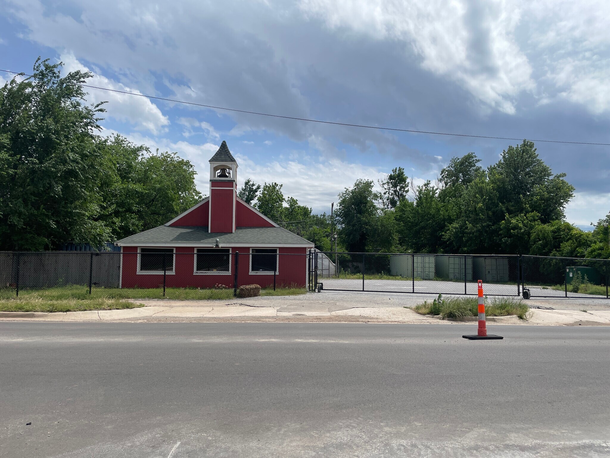 708 W Britton Rd, Oklahoma City, OK à vendre Photo du bâtiment- Image 1 de 20