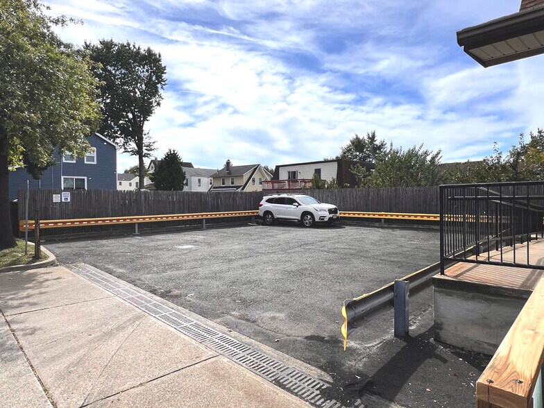 17 Winant Ave, Ridgefield Park, NJ à vendre - Photo du bâtiment - Image 3 de 6