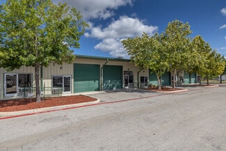 Plus de détails pour 540 Sandau Rd, San Antonio, TX - Local d'activités à louer