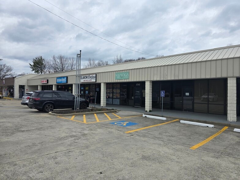 8769 Dunwoody Pl, Atlanta, GA for lease - Building Photo - Image 2 of 3
