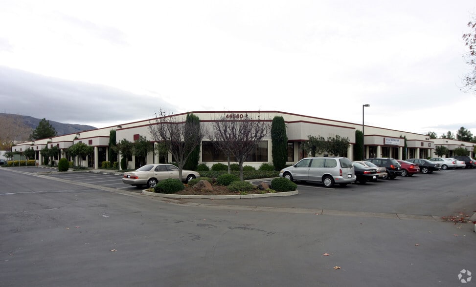 46560 Fremont Blvd, Fremont, CA for lease - Primary Photo - Image 1 of 18