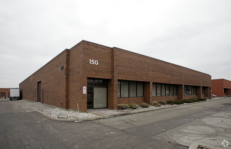 150 Marycroft Ave, Vaughan, ON for lease - Primary Photo - Image 1 of 6
